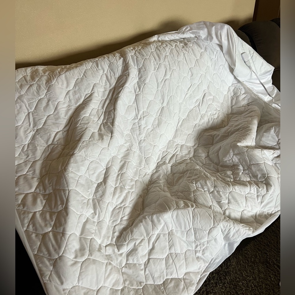 Queen heated mattress pad